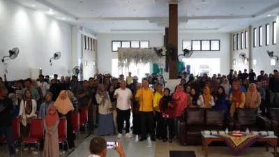 Reses di Kecamatan Rangkui, Eddy Iskandar Bahas Soal Sampah dan Banjir