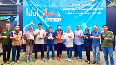 PLN Babel Bagikan Lebih dari Seribu Paket Daging Qurban dalam Momen Idul Adha 1446 H