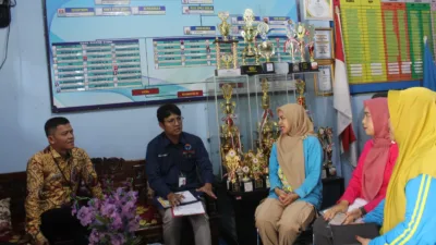 Sekolah Favorit: Cermin Ketimpangan atau Kurangnya Informasi?