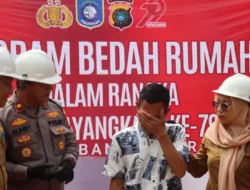 Warga Mentok Terharu, Rumah Tak Layak Huni Kini Diperbaiki Polisi