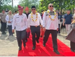 Andi Kusuma-Budiyono, Pasangan Calon yang Pertama Daftar di KPU Bangka, Diantar Ratusan  Simpatisan dan Diiringi Musik serta Tarian Budaya   
