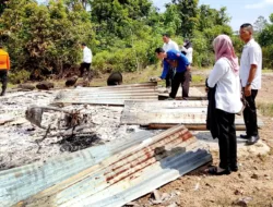 Satu Unit Rumah di Belinyu Ludes Disambar Petir, Sepeda Motor Berikut Peralatan Rumah Ikut Ludes Terbakar