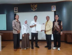 Daftarkan Karyanya, Mahasiswa S1 Uniper Sugianto Terima Sertifikat HAKI dari Kanwil Kemenkum Babel