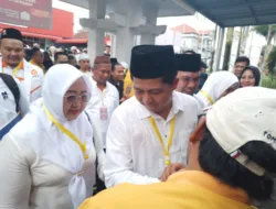 Diiringi Jingle Meriah dan Sorak Pendukung, Pasangan ‘Berbenah’ Basit-Dede Resmi Daftar ke KPU Pangkalpinang