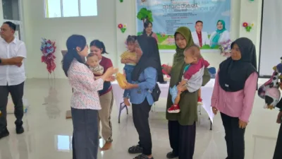 Puluhan Anak Stunting di Desa Rias Dapat Layanan Kesehatan Gratis dari RSUD Junjung Besaoh