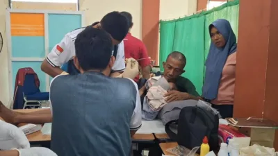 50 ‘Burung’ Disunat, Diiringi Tawa Tangis dan Doa Ibu
