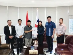 Angela Tanoesoedibjo Serahkan SK Dukungan Partai Perindo untuk Pasangan ARUS di Pilkada Bangka