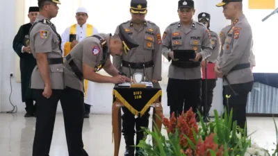 Estafet Kepemimpinan di Polda Babel: Lima Pejabat Baru Resmi Jabat Pos Strategis, Kapolresta Pangkalpinang Ikut Berganti