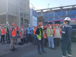 Kolaborasi Akademisi dan Industri, Dosen dan Mahasiswa ITB Kunjungi Fasilitas Pengolahan PT Timah