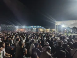 Ribuan Warga Padati Tabligh Akbar Bersama Ustadz Abdul Somad di Ponpes MTHQ Puding Besar