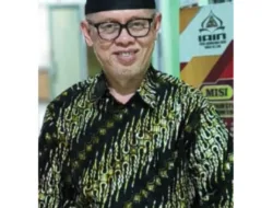 Mode Spiritual versus Materi Keduniaan