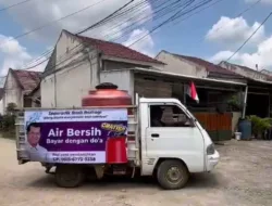 Peduli Sesama, ‘Sepradik Basit Berbagi’ Layani Air Bersih Gratis untuk Warga Pangkalpinang