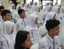 Cetak Generasi Emas di Pemali Boarding School, PT Timah Berikan Beasiswa bagi 108 Pelajar 