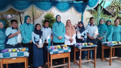Gelar “Pangan Lokal Goes To School” di SMPN 1 Pangkalpinang, Distan Pangan Babel Edukasi Pangan Lokal untuk Generasi Muda