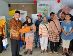 Meriahkan HUT ke 63, PWRI Babel Gelar Cek Kesehatan Gratis dan Pembagian Sembako