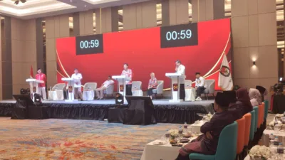 Debat Wali Kota Pangkalpinang, Calon Wali Kota Nomor Urut Empat, Basit Tegaskan Pentingnya Sinkronisasi Pendidikan dan Industri untuk Tekan Pengangguran