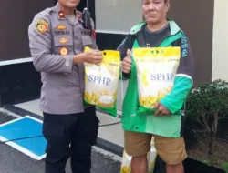 8 Ton Beras Ludes Diserbu Warga, Kompol Yosyua : Semoga Bermanfaat dan Dapur Bisa Ngebul
