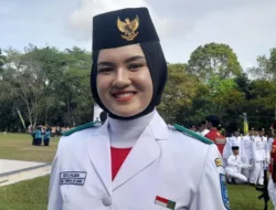 Kesya Bangga Sebagai Pembawa Baki Upacara HUT RI di Pemkab Bangka Tengah