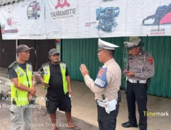 Juru Parkir di Sungailiat Diajari Cara Meniup Peluit