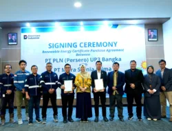 PLN Babel dan PT MSP Perkuat Komitmen Energi Bersih Lewat Penandatanganan Perjanjian Renewable Energy Certificate (REC)