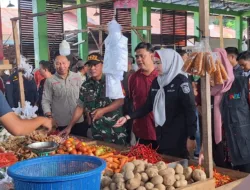 Wabup Basel dan TPID Cek Harga Bapok di Pasar Toboali
