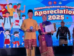 Pemkab Bangka Masuk Kategori Terbaik Indonesia Dalam Tata Kelola Stunting Berbasis Pendidikan Anak Usia Dini, PJ Bupati Terima Penghargaan Seameo Refcon Award 2025