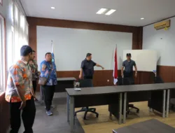 Gubernur Babel, Hidayat Arsani Datangi Kantor UPT Perwakilan PU, Pastikan Ruang Layanan Administrasi untuk Investasi Siap Layani Investor