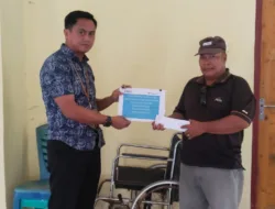 Ringankan Biaya Pengobatan Warga, PT Timah Tbk Serahkan Bantuan Biaya Pengobatan untuk Masyarakat Karimun