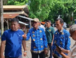  Tinjau Saluran Air di Mentok, Wabup Instruksikan Lakukan Normalisasi