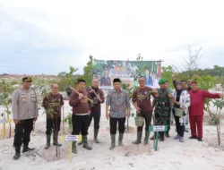 Menkop RI Apresiasi Inisiasi Penghijauan dan Swasembada Pangan Gubernur Hidayat