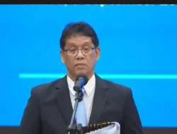 Menkeu Purbaya Cairkan Rp7,66 Triliun untuk Bayar THR dan Gaji 13 Guru ASN 2025