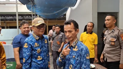 Wabup Babar Sinyalir Pasar Sepi karena Tambang, Pedagang Diminta Bertahan