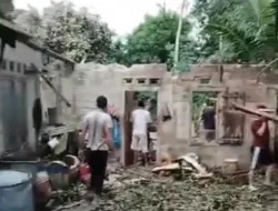 Angin Puting Beliung Melanda Dusun Kedondong Jebus, Belasan Rumah Warga Rusak