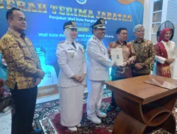 Udin-Dessy Resmi Terima Dokumen Sertijab, Tegaskan Wakafkan Diri untuk Masyarakat Pangkalpinang