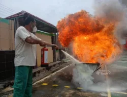 PT TIMAH Tbk Gelar Pelatihan Tanggap Bencana Bersama Pemerintah Desa Air Putih