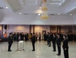 Lantik Delapan Pejabat, Gubernur Ingatkan Jangan Salah Gunakan Jabatan
