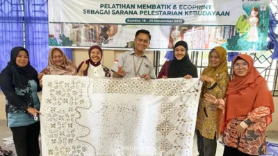 PT TIMAH Tbk Gelar Pelatihan Ecoprint di Karimun, Dorong Pelestarian Budaya dan Pemberdayaan Masyarakat