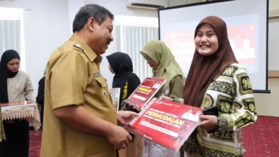 Terima Stimulus Modal Usaha, Dede Berniat Kembangkan Usahanya