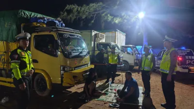 Polres Babar Pastikan Kesiapan Pos Nataru di Pelabuhan Tanjung Kalian