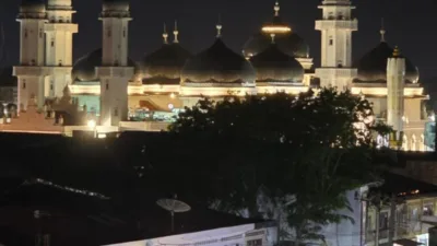 Sistem Kelistrikan Aceh Berangsur Pulih, Banda Aceh Malam Ini Kembali Terang
