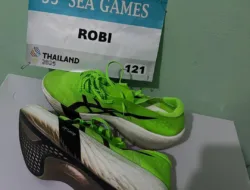 Atlet Peraih Emas SEA Games asal Babel Lelang Sepatu untuk Korban Bencana di Aceh Tamiang