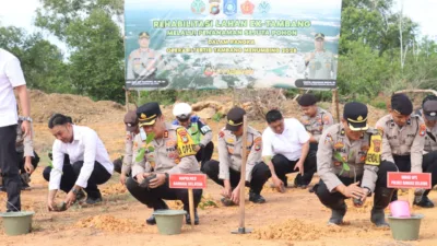 Polres Basel Tanam 500 Pohon di Lahan Eks Tambang