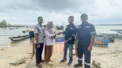 Perkuat Ekonomi Pesisir, PT TIMAH Tbk Perbaiki Dermaga di Desa Air Lintang