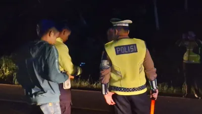 Warga Dengar Dentuman Keras Saat Kecelakaan di Bangka Barat