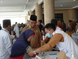 Peringati HUT BAZNAS, 206 Orang Warga Bangka Barat Terima Bantuan