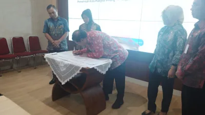 Perkuat Tata Kelola Pemerintahan, Pemkot Pangkalpinang Serahkan Hibah Bangunan Gedung dan Lahan ke Kejari