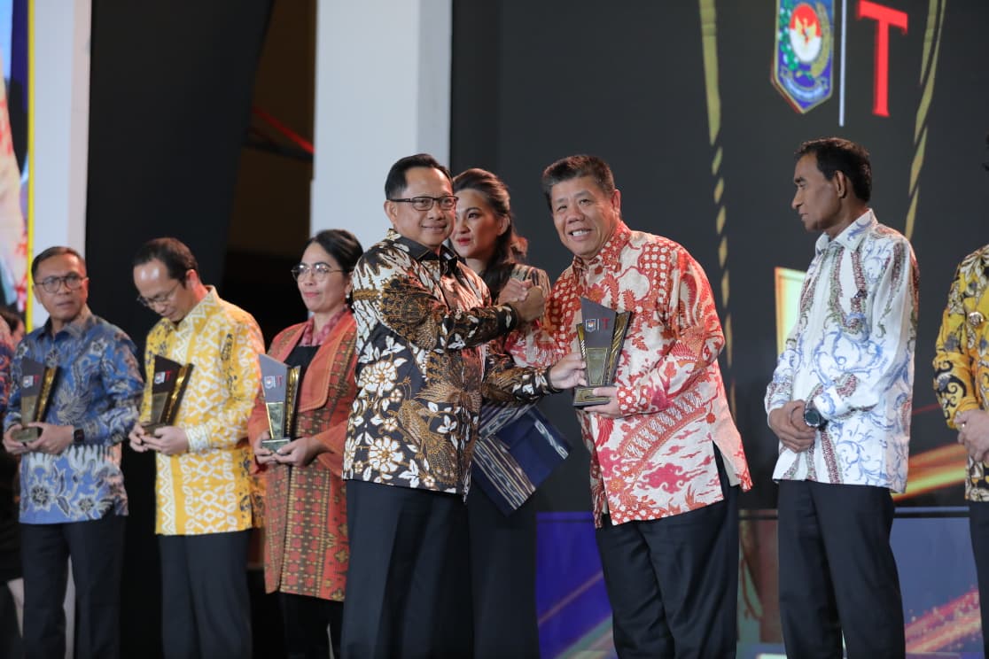 Inilah Prestasi dan Penghargaan yang Diterima Gubernur Babel Hidayat Arsani di Tingkat Nasional