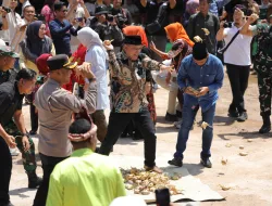 Festival Perang Ketupat Tempilang 2026 Meriah, Pemprov Babel Tegaskan Komitmen Pelestarian Budaya