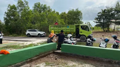 Hari Peduli Sampah Nasional di Bangka Tengah, DLH Gotong Royong Bersama Pelajar