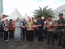 Wali Kota Buka Ramadan Urban Fest di Masjid Agung Kubah Timah, 40 Pelaku UMKM Ambil Bagian